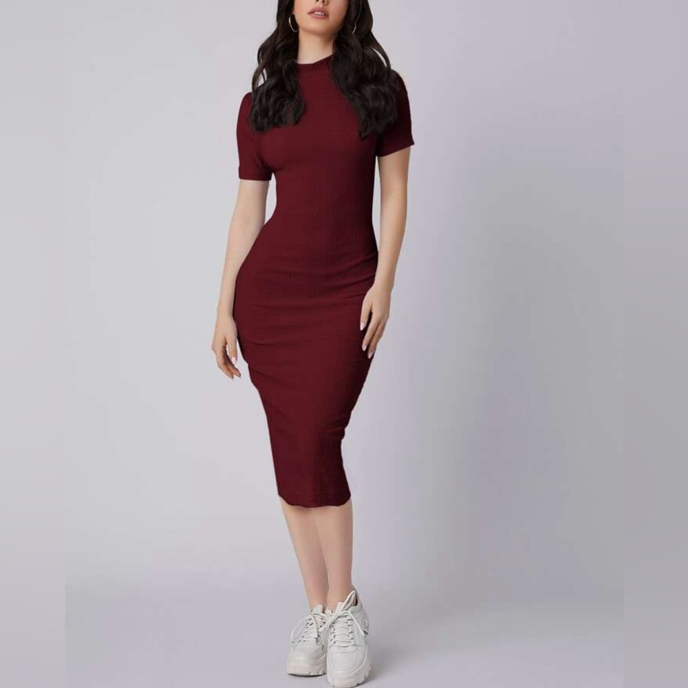 Elegant Burgundy Midi Dress